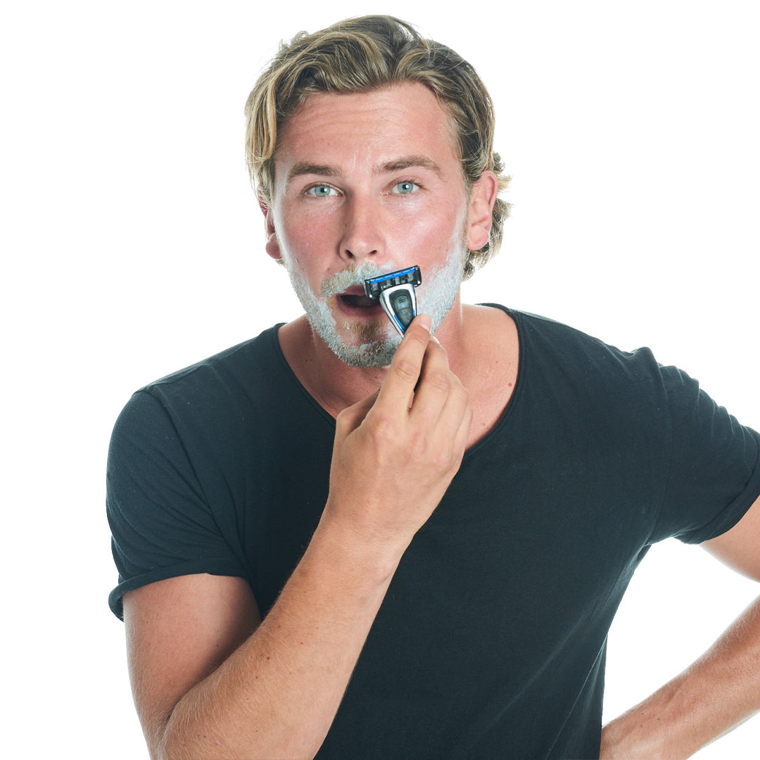 Man-Shaving 